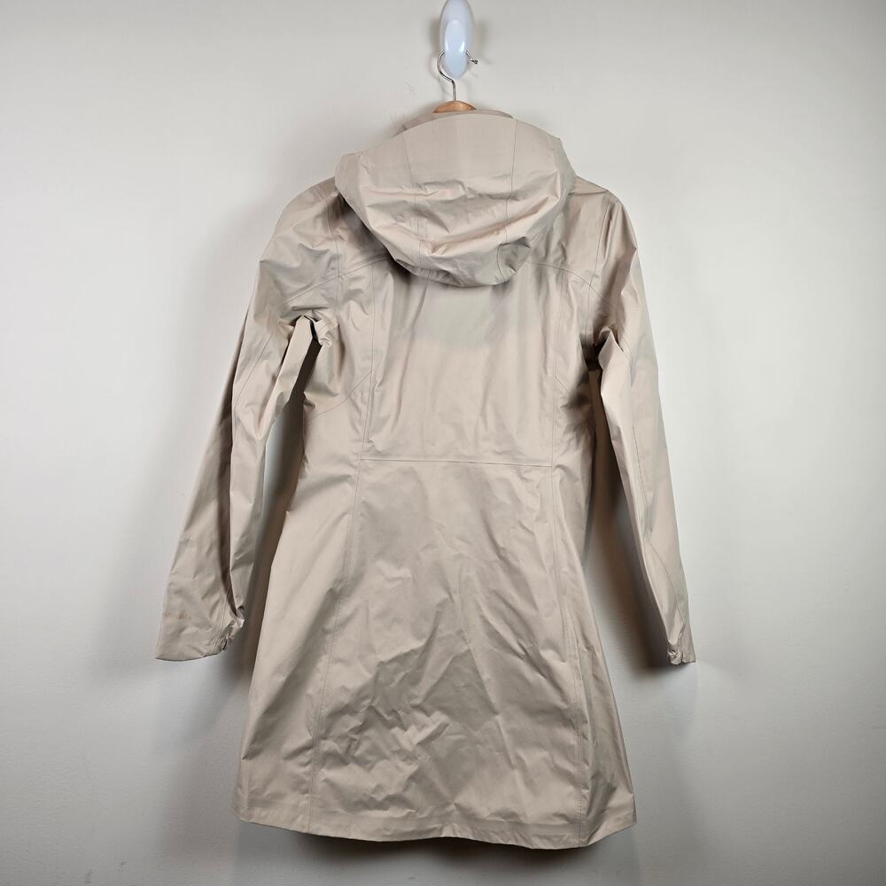 Patagonia Women's Size XS Torrentshell 3L Parka Rain Coat Jacket Oar Tan 27120 - Picture 3 of 3